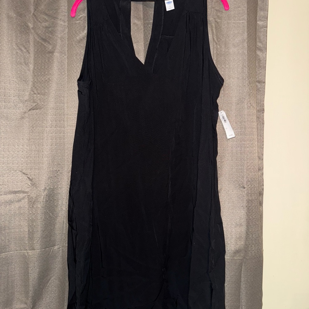 Old Navy Black V-Neck Dress